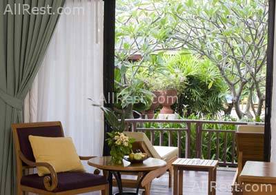 Woodlands Resort 4